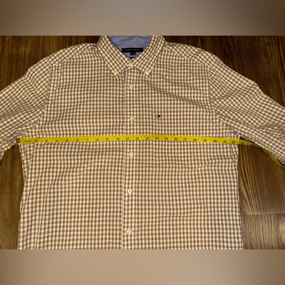 TOMMY HILFIGER Brown Plaid Gingham Button Down Shirt size M - Picture 7 of 10